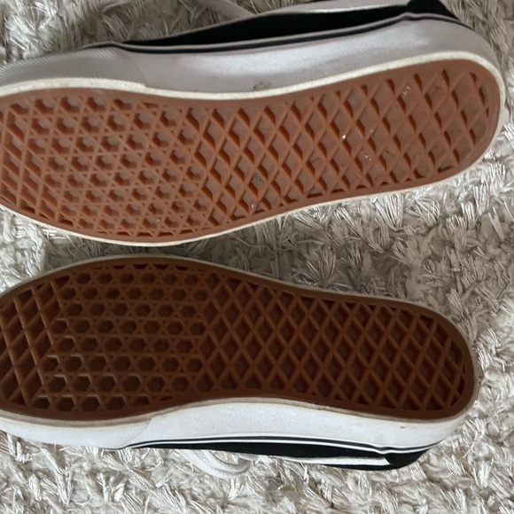 Vans Old Skool size 6.5 Black - Picture 2 of 3